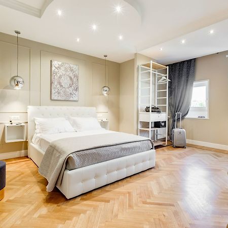 Mellini Palace Suites By Premium Suites Collection โรม ภายนอก รูปภาพ