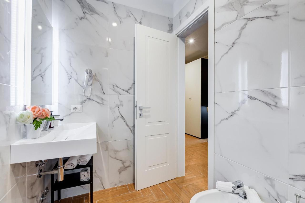 Mellini Palace Suites By Premium Suites Collection โรม ภายนอก รูปภาพ