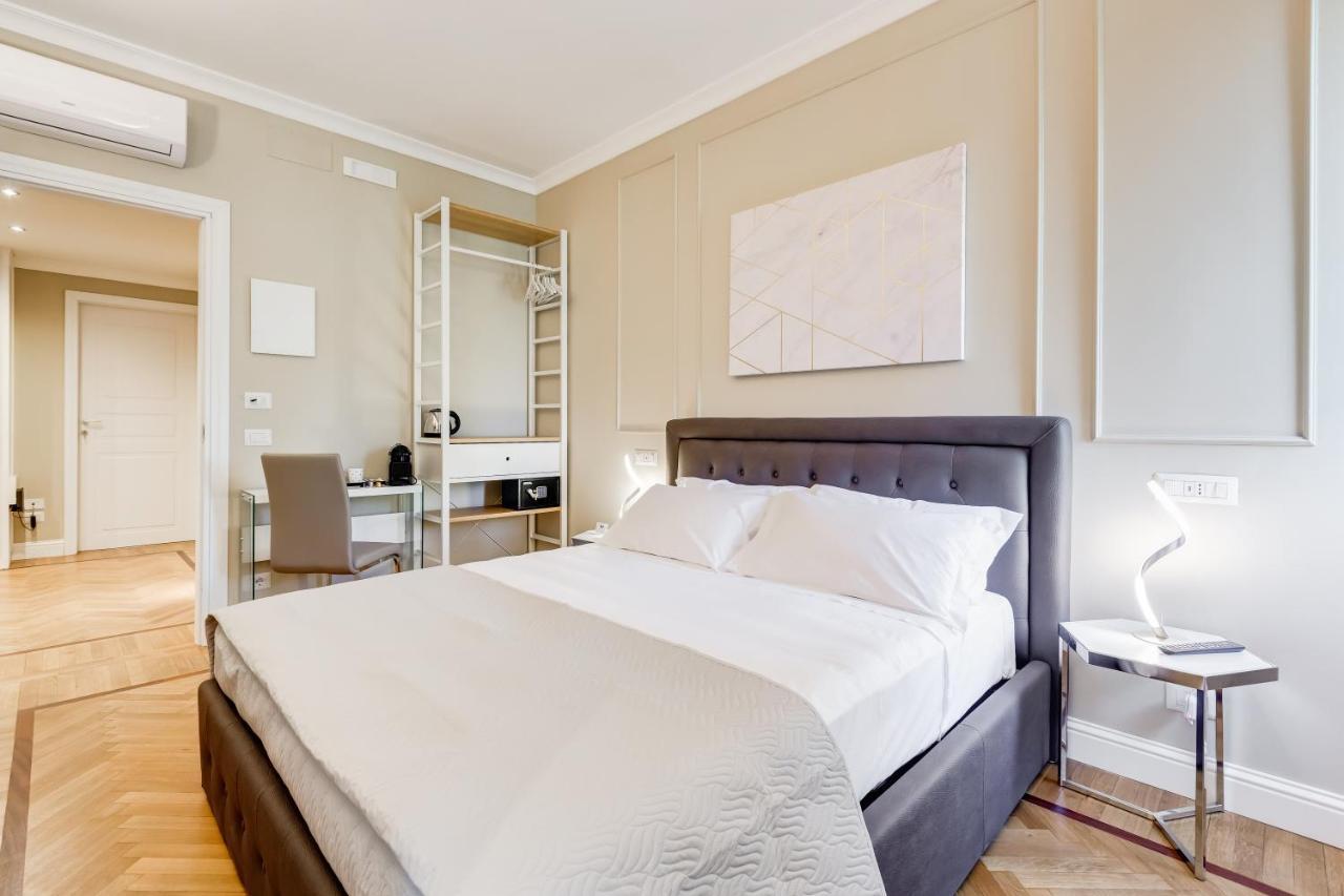 Mellini Palace Suites By Premium Suites Collection โรม ภายนอก รูปภาพ