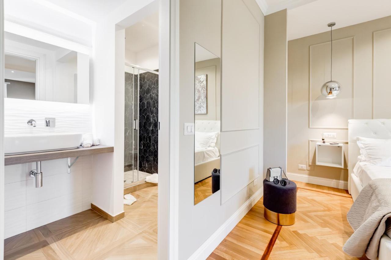 Mellini Palace Suites By Premium Suites Collection โรม ภายนอก รูปภาพ